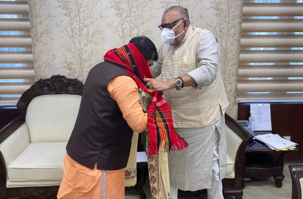 JIbesh KUmar and Giriraj Singh